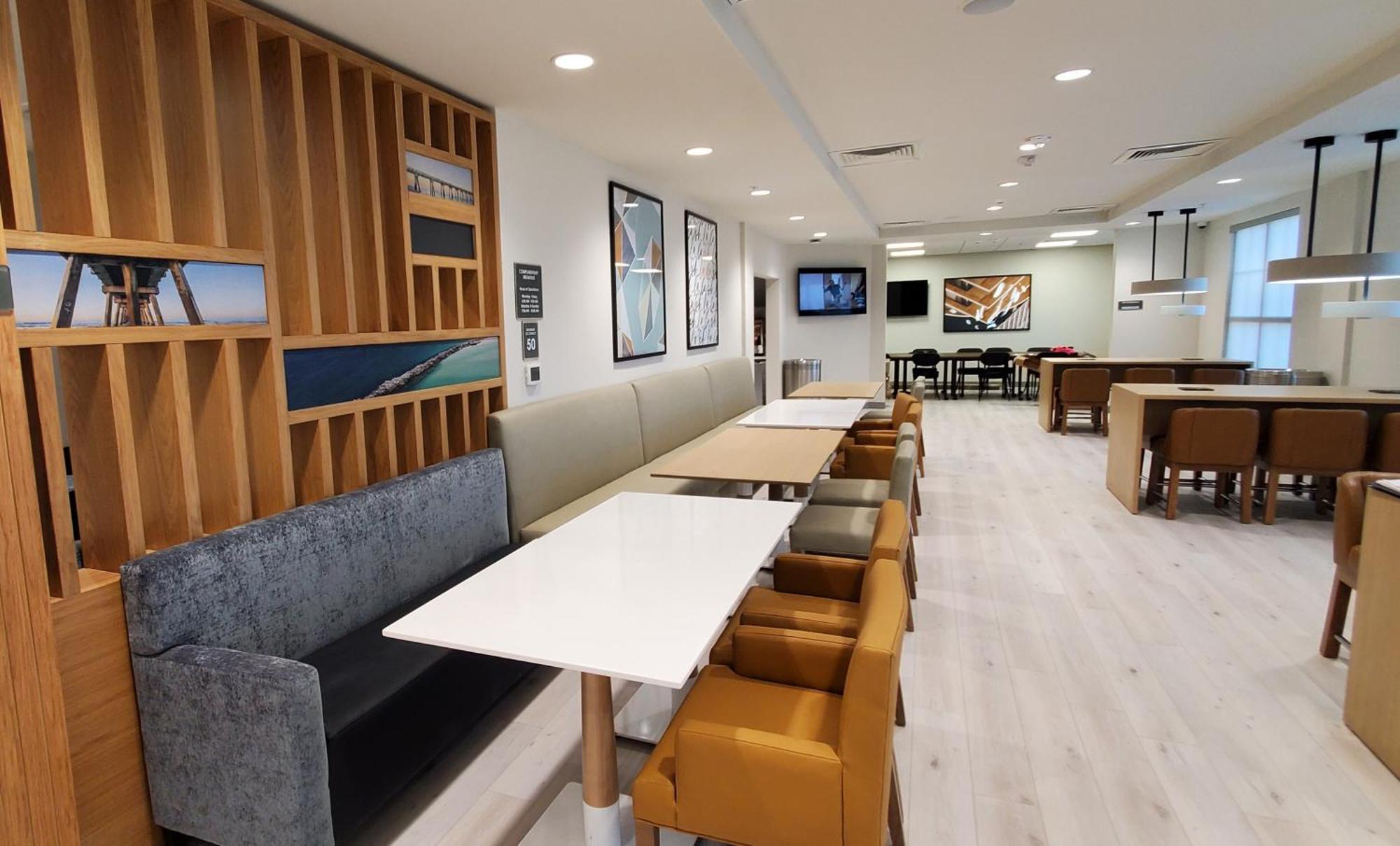 Comfort Inn & Suites Panama City Beach - Pier Park Area Экстерьер фото